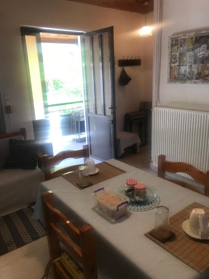 Gourgiana Apartments أندريتساينا المظهر الخارجي الصورة