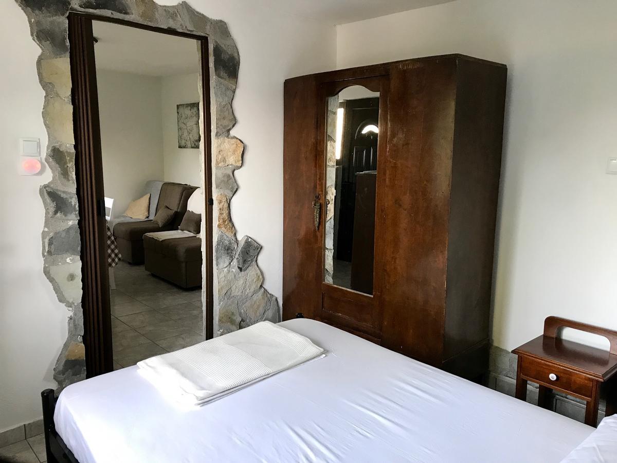 Gourgiana Apartments أندريتساينا المظهر الخارجي الصورة